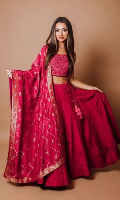 CC3655 Chaniya Choli For Bridesmaid, Plain Ghagra Choli, Trendy Chaniya Choli For Wedding, Choli Making Idea, Pink Chaniya Choli Navratri, Choli Ideas Lehenga, Unique Chaniya Choli Designs, Silk Chaniya Choli Designs