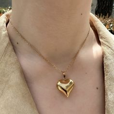 "✨ The Soho Puffy Heart Necklace ✨ Featuring a 16\" oval link chain necklace with extender (send me a DM if you need a custom length) 🤍 Gold filled and tarnish proof!  Heart is about 3/4\" in length and width. Just under an inch!  Made with love 💗" Couple Ring Finger Tattoos, Minimalist Accessories Jewellery, Ring Tattoo Designs, Puffy Heart Necklace, Ring Finger Tattoos, Minimalist Accessories, Going For Gold, 3d Heart, Heart Shaped Necklace