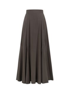 The Trumpet Skirt is a great basic all year round skirt with a stunning shape that is super flattering! This skirt could be dressed up or down depending on the occasion! Elegant Solid Color Tiered Skirt, Elegant Solid Tiered Skirt, Classic Flowy Skirt, Solid Full Maxi Skirt For Workwear, Full Maxi Skirt For Workwear, Solid Color Gathered Maxi Skirt For Fall, Fall Solid Color Gathered Maxi Skirt, Solid Gathered Maxi Skirt For Fall, Classic Fitted Tiered Skirt