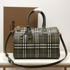 A+ Excellent Quality copies; This is a premium quality c*lone , similar like the original ones, even no one can judge either it's a c*lone or original. Contact us if you've any questions in your mind. Burberry Top, Branded Handbags, Casual Backpack, Luxury Accessories, Burberry Bag, Casual Bags, Luxury Items, Travel Luggage, Wallet Men