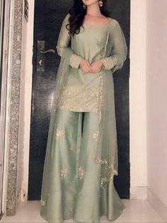 Sharara Outfits, Sharara Style, Satin Sarees, Pakistani Formal Dresses, Pakistani Wedding Outfits