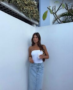 Dekota Thompson Outfit, Wag Fashion, Camilla Morrone, Fashion Gal, Capsule Wardrobe Outfits, Music On Spotify, Downtown Outfits, Modest Summer Outfits