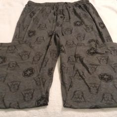 Nwot. Men's Star Wars Sleep/Lounge Pants. Elastic Waist With Tie Strings. Button Fly. Size M Pants Elastic Waist, Pants Color, Lounge Pants, Elastic Waist, Star Wars, Sleep, Lounge, Elastic, Stars