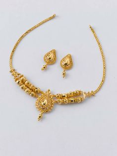 Necklace - 12.200 gm, Rs 42,200 /- Earrings - 1.900 gm, Rs 6,650/- Necklaces Simple, Gold Temple Jewellery, Gold Jewelry Simple Necklace, Gold Mangalsutra Designs, Beautiful Gold Necklaces, Jewelry Styles, Gold Pendant Jewelry, Black Beaded Jewelry