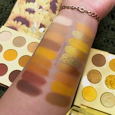 Eyeshadow Palette Aesthetic, Yellow Eyeshadow Palette, Cottagecore Nails, Palette Aesthetic, Uh Huh Honey, Yellow Eyeshadow, Makeup 101, Makeup Nails Art, Makeup News