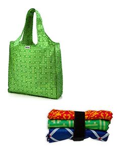 Reusable bags for your groceries #gogreen #greenliving Spring In New York, Everyday Tote Bag, Grocery Shopping Bags, Eco Chic, Everyday Tote, Medium Tote, Reusable Bags, Garden Tote, Medium Bags