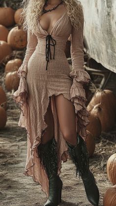 Maxi Dress Outfits, Western Cowgirl Style, Pagan Clothing, Cowgirl Dresses, Classic Cowboy, 2024 Outfits, Maxi Dress Outfit, Playful Style, Retro Western