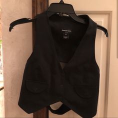 Designer One Of A Kind Daniela Corte Black Formal Summer Vest, Black Summer Formal Vest, Black Formal Vest For Spring, Elegant Fitted Cropped Vest, Vest Designs, High Fashion, Tops Designs, Womens Tops, Women Shopping