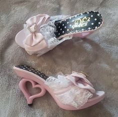 Charmmy Kitty, Dr Shoes, Cute Shoes Heels, Gyaru Fashion, Funky Shoes, Fancy Shoes, Cute Heels, Girly Shoes, Shoe Inspo