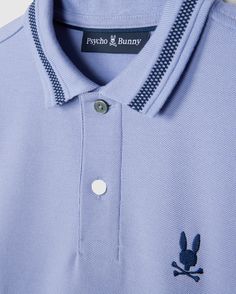 The Riviera polo is made from our signature diamond-knit Pima cotton piqué in a regular fit. Its finely knit pattern at the collar and cuffs, as well as an embroidered chest Bunny, make it both vibrant and original. Also available for MenMade in PeruRegular fitSolid patternModel height is 4'4 (approx. 132cm) and is wearing a size medium. Collar Polo Shirt, Tennis Shop, Africa Art, Polo Tees, Sweatpants Shorts, Shirt Detail, Drawings Simple, Polo Club, Swimwear Shorts