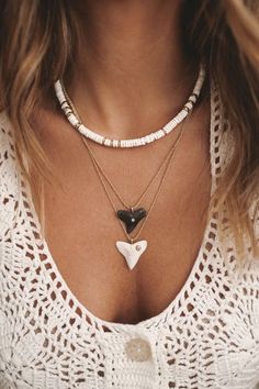 Blanco Shark Tooth Necklace | Kate Davis Jewelry Shark Teeth Crafts, Pogue Style, Shark Teeth Jewelry, Pisces Jewelry, Sharks Tooth, Kate Davis, Sharks Teeth, Topaz Yellow, Beachy Jewelry