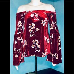 Stunning Crimson Tone Velvet Off Shoulder Top; Mixed White Floral Contrast Print/ Bell Sleeved (Reinforced Elastic Trim Across Shoulders) / Nwot! I’m Accepting Reasonable Offers At This Time And Encourage You To Bundle Your Likes For An Automatic Discount Of 20% Off Your 2 Or More Item Purchase! Trendy Red Blouse For Brunch, Red Floral Print Tops For Fall, Red Fitted Tops For Brunch, Fitted Red Tops For Brunch, Red Blouse For Fall Brunch, Fall Red Floral Print Tops, Red Off-shoulder Tops For Fall, Fall Season Red Off-shoulder Tops, Fall Floral Print Red Top