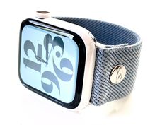 Elastic Apple Watch band - stretchy, comfortable and light! These are hand made and made to order by me in Northern California U.S. NEW Exclusive European Fabrics - Soft and durable! Light Blue Denim - perfect for a summer band Clean simple lines Hardware Free Stretch Elastic - this material is a little more structured and holds its shape beautifully and will not stretch out. Incredibly light and comfortable. Signature rivets will compliment your adapters. I'm proud of this simple design because Gear S3 Frontier, Puffy Heart, Fabric Tape, Summer Blue, Light Blue Denim, Apple Watch Band, Simple Lines, Blue Jean, Northern California