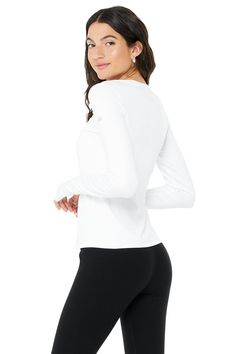 Alosoft Finesse Long Sleeve - White | Alo Yoga Lounge Looks, Tank Top Bras, Womens Capris, The Feels, Back Women, Tank Top Long Sleeve, Alo Yoga, Stay Cozy, Bra Women