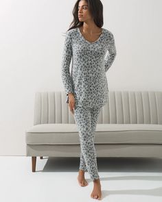 Brushed Cozy Long Sleeve PJ Set - Shop Women's Pajama Sets - Short Sleeve Pajamas - Soma Easter Bunny Gifts, Sewing Alterations, Womens Pajamas, Loungewear Outfits, Soma Intimates, Cozy Pajamas, Bunny Gifts, Soft Pajamas, Night Night