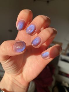 Chrome Cat Eye Nails, Cat Eye Nails Short, August Nails 2023, Nebula Nails, Sparkly Nail Ideas, Moonstone Nails, Nails Pattern, Monochromatic Nails, Hottest Nail Trends