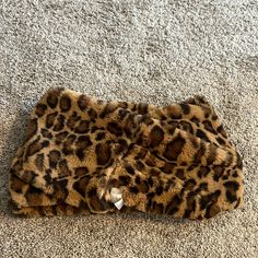 Scarf From Altard State! Never Worn. Perfect Condition Cheetah Print Scarf, Altard State, Cheetah Print, Scarf Print, Scarf Wrap, Scarf Accessory, Women Accessories, Women Shopping, Color