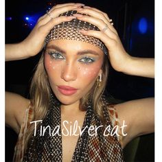 Blogger's Fave! Zara Rhinestone Headband New With Tag Mesh Turban Headpiece With Rhinestone Appliqu. Copper Respectful Offers Only! Other Listings: Engagement Band Diamond Filled Princess Radiant Ctw Aqua Party Bead Cube Halo Round Plated Tropical 16 Couple Design Idea Travel Vacation Beautiful Band Diamond 14k 18k Necklace Bracelet Bangle Micro Earring Milgrain Lariat Eternity Ring Stone Tear Drop Pear Cut Carat Flower Daisy Anniversary Fine Coin Vintage Style Jewelry Bridal Sapphire Emerald Bo Woman Bandana, Bandana Hair, Natural Braids, Diamond Head, Head Wrap Headband, Bandana Hairstyles, Rhinestone Headband, Rave Festival, Vintage Style Jewellery