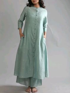 Stylish Kurtis Design, Kurta Patterns, Latest Dress Design, Kurti Patterns, Simple Kurti Designs, Salwar Designs, Kurti Designs Latest, Kurta Neck Design