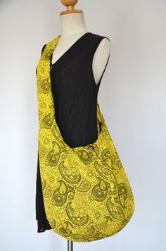 "Yellow Paisley Cotton Bag Handbags Hippie Bag Hobo Bag Boho Bag Shoulder Bag Sling Bag Messenger Tote Bag Crossbody Bag Purse Women This beautiful paisley cotton bag is soft, comfortable, practical and very lightweight but sturdy. You can take it to your yoga class to put everything in it. The bag is lined with fabric at the bottom, sturdy straps, has a zipper closing, and inside pocket for your keys and incidentals. Color: Yellow Fabric: 100% Cotton ✦ MEASUREMENTS Bag: 15\" H x 17\" W x 7\" D Yoga Kurse, Floral Pattern Design, Hippie Bags, Hobo Bags, Purple Bags, Yellow Fabric, Boho Bag, Hobo Handbags, Everyday Bag