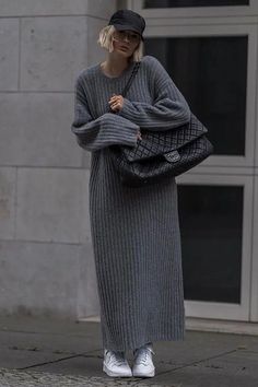 Minimal Stil, Winter Fashion Outfits Casual, Modesty Fashion, Hijabi Outfits Casual, Warm Dresses, Knitwear Fashion, Autumn Outfit, Winter Fashion Outfits