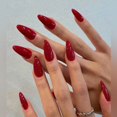 Easy Way To Get A Quick And Cute Look For Your Nails. Great Price! They Are Easy To Apply And Come With All You Need To Do So. A Filer, Sticker Glue And 24 Nails. Almond Nails Red, Nail Whitening, Bare Nails, Red Acrylic Nails, Nail Art Set, Red Nail Designs, Almond Nails Designs