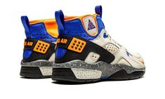 The Nike ACG Air Mowabb OG “Rattan Birch 2021” is a modern reissue of the classic outdoors sneaker designed by Tinker Hatfield in 1991.  Celebrating the Air Mowabb OG’s 30th anniversary, the “Rattan Birch” is an original colorway of the shoe that was re-released in September 2021.  Several modifications were made to the modern version of the “Rittan Birch,” including a Huarache tongue tag and dual pull tabs for easy on/off access.  Moreover, Nike touts the modern “Rattan Birch’s” stretchier coll Tinker Hatfield, Jordan 1s, Nike Acg, 30th Anniversary, Designer Sneakers, Air Jordan Sneaker, Old School, Sneakers Nike, Street Wear