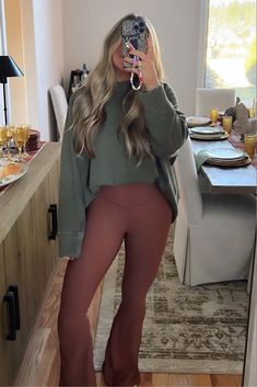 Athleisure Shopping Outfit, Neutral Trendy Outfits, Mint Green Couple Outfits, Taylor Frankie Paul Outfits, Colorful Leggings Outfit Winter, Sunday Lounge Outfit, Casual Casino Outfit Winter, Lazy Day Fall Outfits, Like To Know It Outfits