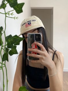 Iphone 11 Mirror Pic, Homemade Phone Cases, Iphone Selfie, Mens Fashion Week Street Style, Barbie Summer, Toe Ring Sandals, Iphone Black