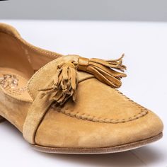 The Tassel Flat is a super light loafer made in premium calf suede and constructed on the extra flex leather sole and inner sole. Half-lined with natural and breathable calfskin leather to get the best transpiration and flexibility. Enhanced by tonal tassels on the upper showcasing refined craftsmanship and style. Hand-washed & dyed calfskin leather Tonal tassels Leather soles Made in Italy Calf Skin, Tassels, Loafers, Italy, Leather