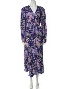 Loewe Paula's Ibiza Wrap DressFrom the Spring/Summer 2017 Collection by JW AndersonPurpleFloral PrintLong Sleeve with V-NeckButton Closure at FrontSize not listed, estimated from measurements.Fit:Dresses by Loewe Paula's Ibiza typically fit true to size. Summer Purple Maxi Dress For Daywear, Purple Maxi Dress For Summer Daywear, Purple V-neck Beachwear Dress, Purple V-neck Beachwear Maxi Dress, Purple V-neck Beach Dress, Loewe Paula's Ibiza, Spring Summer 2017, Ibiza, Long Dress