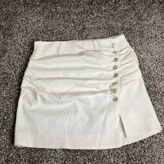 Nwot Never Worn Cute! Elastic Waist Band Casual Skirt With Side Buttons For Spring, White Mini Skirt With Buttons, White Mini Skirt With Button Closure For Summer, White Fitted Skirt With Button Closure, Fitted White Skirt With Button Closure, Casual Cream Zara Skirt, Zara Casual Cream Skirt, High Waist White Skirt With Button Closure, White High Waist Skirt With Button Closure