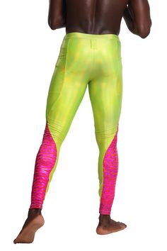 Tropic like its hot in the Limelight Meggings. Your neon dreams have come true in these bright AF neon green mens leggings. Bonus they are blacklight responsive so they will give you the glow at fluro party. FEATURES: Holographic neon green chartreuse spandex and contrast panels in holographic hot pink tiger print spandex UV Glow blacklight responsive fabric Contouring panels at the calf and thigh Two side pockets deep enough for a cell phone and wallet Made with the highest quality 4 way stretc Neon Green Festival Outfit, Neon Green Fashion, Neon Rave Pants, Rainy Festival Outfit, Neon Green And Black Rave Outfit, Lime Green Rave Outfit, Neon Rave Outfits, Winter Rave Outfits, Beach Festival Outfit