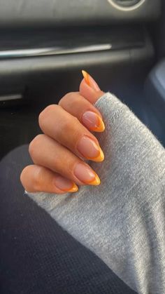 Pumpkin Patch Nail Ideas, Cute Nails To Do At Home Easy, Short Nail Designs For Beginners, Hoco Nails Oval, Fall Nail Designs Autumn French Tip, Autumn Nail Inspo Almond, Holoween Idea Nails Simple, Candy Corn Nail Ideas, Halloween Nail Inspiration Simple