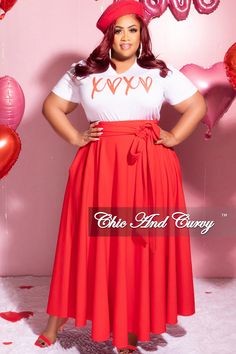 Cotton% 100 Model is wearing XL Plus Size Red Skirt Outfit, Red Skirt Outfits, Chic And Curvy, Long Maxi Skirt, Chubby Fashion, Long Maxi Skirts, Red Skirts, Red Outfit, Long Maxi