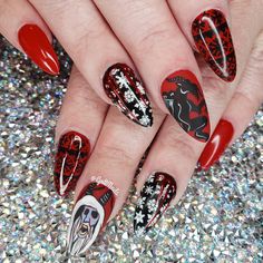 Punk Christmas Nails, Krampus Nail Art, Gothic Christmas Nails Acrylic, Gothic Christmas Nail Designs