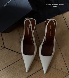 White Heels Aesthetic, Stylist Fashion, Crazy Ideas, Photos Of People, Hilarious Photos