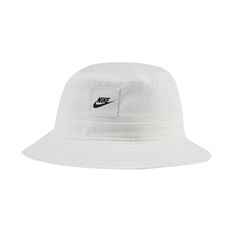 Casquette Von Dutch, Nike Bucket Hat, Nike Sportswear Mens, Nike Sportswear Women, Bucket Hat White, Bucket Hat Design, Mens Bucket Hats, Mens Trends, Woven Labels