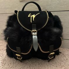 Brand New With Tags Never Been Worn!!! Giuseppe Zanotti Design Fur Backpack/Travel Bag This Is A Beautiful Bag Perfect For Winter Wear. Fluffy Bags, Witchy Wardrobe, Fur Backpack, Hat Jewelry, Furano, Baggage Claim, Backpack Travel, Backpack Travel Bag, Purse Styles