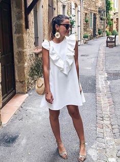 Beach Outfit For Women, Birthday Dress Women, Stylish Outfits For Women Over 50, Summer Day Dresses, Looks Country, Elegant Dresses Classy, African Inspired Fashion, Resort Dresses, Lovely Clothes