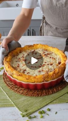 Mediterranean Diet | Recipes | Meal Plan 🇺🇸 on Instagram: "Potato quiche without dough! 😋

1 kg of potatoes
600 g of crème fraîche
3 red onions
200 g of bacon
100 g of cheese
New onions

Cooking: 20 minutes at 200°C

By: @bonap.fr
--------------------
You love healthy food but don't have more time 
👉 Follow my page to get tips to help you
--------------------
#mediterranean#mediterraneo#mediterraneanfood#healthy#healthyfood#healthylifestyle#healthyeating#healthyliving#healthyrecipes#healthylife#healthybreakfast#glutenfree#greekfood#healthyfood#delicious#healthyeating#diet#eatclean#recipe#recipes#asmrfood#foodideas#yummy#easyrecipe#goodmoodfood" Potato Crust Quiche, Deep Dish Pizza Recipe, Quiche Recipes Easy, Potato Recipes Side Dishes, Potato Dishes, Breakfast Dishes, Interesting Food Recipes, May 13, Tasty Dishes