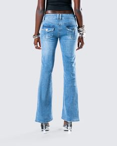 The Y2K jeans of your dreams 💅 With a low rise fit, these denim jeans are the perfect timeless pair for when you want to bring a little extra flare to the occasion 💙 Black Off Shoulder, High Expectations, Denim Patches, Y2k Jeans, Graphic Top, White Jersey, Pocket Pants, Pocket Jeans, White Mini Dress