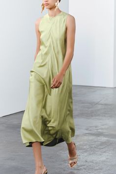 SLEEVELESS DRESS ZW COLLECTION - Green / Grass | ZARA United States Cardigan Sweater Dress, Shirt Blouses Tops, Tshirt Skirt, Zara Woman, Knitwear Cardigan, Midi Dress Sleeveless, Green Grass, Shirt Skirt, Blazer Dress