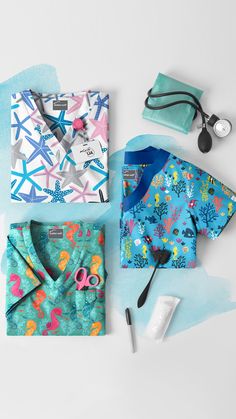 Vet Scrubs Cute, Scrub Nurse Aesthetic, Patterned Scrubs, Scrubs Uniform Fashion, Medical Assistant Scrubs, Scrubs Uniform Cute, Cute Nursing Scrubs, Pediatric Scrubs