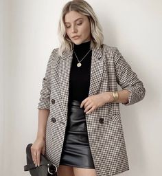 Easy Chic, Branding Session, Fall Fits, Casual Work Outfits, Looks Chic, Mode Inspo, Blazer Outfits, Plaid Blazer, Winter 2023