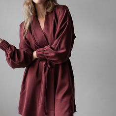 We believe that staying in is the new going out, so we designed the dream robe for your dream night - binging Netflix, drinking wine, and going to bed by 10. It’s versatile, washable, and sure to be the most low maintenance part of your day. Lunya Sleepwear, Modest Couture, Dream Night, Silk Tee, Robb Report, Drinking Wine, Milk Bar, Silk Set, Silk Robe