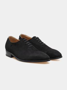 Composition : sheepskin suedeCountry of Origin : Republic of Korea Black Suede, Shoe Laces, Oxford, Men's Shoes, Lace Up, The Originals, Black