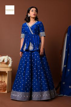 Long Frocks Indian Designer Dresses, Saree Hacks, Trendy Outfits Indian, Lehenga Designs Simple