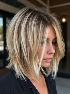 Chin Length Hair With Layers Straight, Longer Pixie, Κούρεμα Bob, Angled Bob Haircuts, Chin Length Haircuts, Haircut 2024, Fall Forward, Chin Length Hair