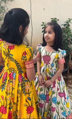 Long Frock Models For Kids, Kalamkari Dresses For Kids, Pattu Long Frocks For Kids, Kalamkari Long Frocks, Girls Frocks Design Cotton, Long Frocks For Kids, Baby Dress Tutorials, Cotton Frock